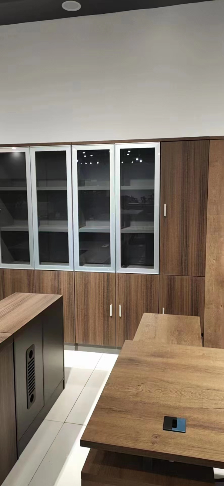 辦公五門書(shū)柜